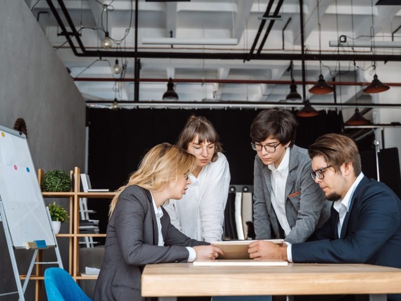 business-people-having-discussion-dispute-meeting-negotiations